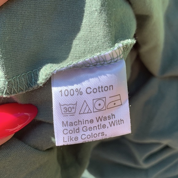 NWOT Have A Good Day Soft Comfy Positive Graphic Tee Size Small with Flowers - Picture 8 of 9